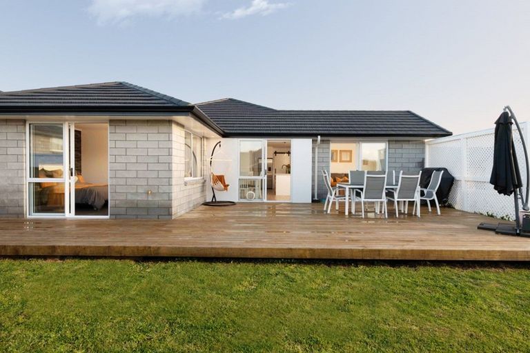 Photo of property in 6 Melonette Way, Ohauiti, Tauranga, 3112