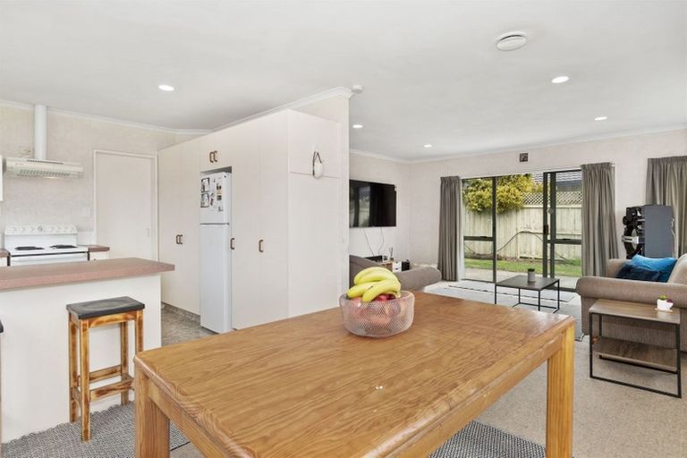 Photo of property in 42 Kane Road, Papamoa Beach, Papamoa, 3118