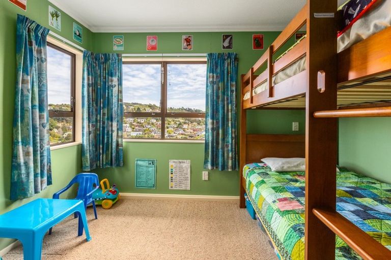 Photo of property in 14 Sailmaker Close, Whitby, Porirua, 5024