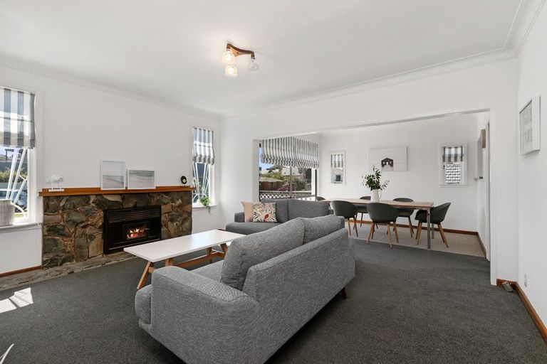 Photo of property in 4 Pitau Road, Mount Maunganui, 3116