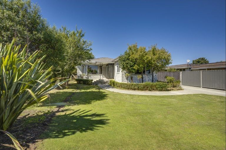 Photo of property in 62 Napier Road, Havelock North, 4130