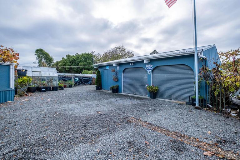 Photo of property in 12 Parsonage Road, Waimate, 7924