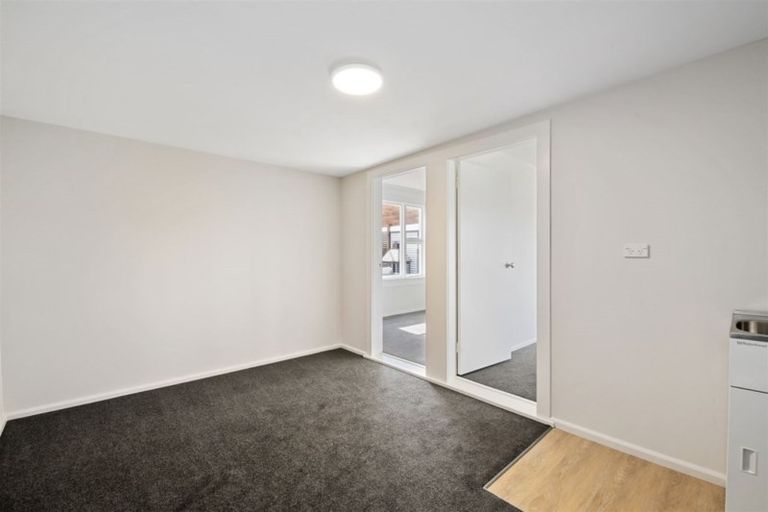 Photo of property in 55 Cuffs Road, Wainoni, Christchurch, 8061