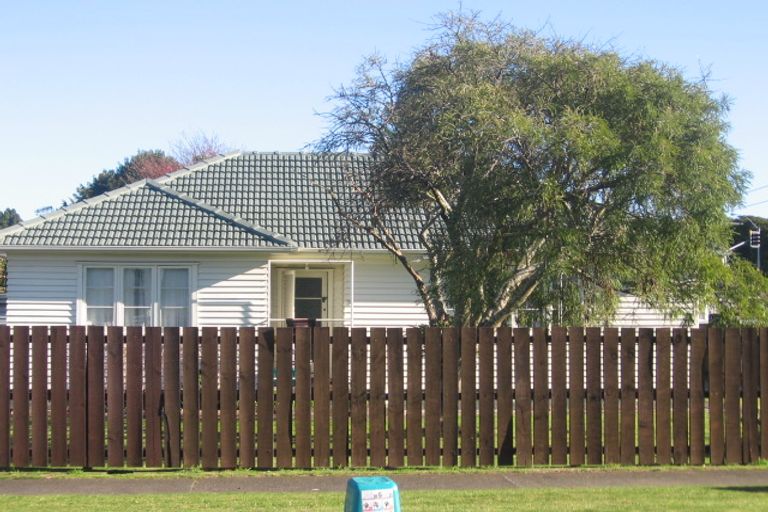 Photo of property in 1/3 Liverpool Street, Papakura, 2110