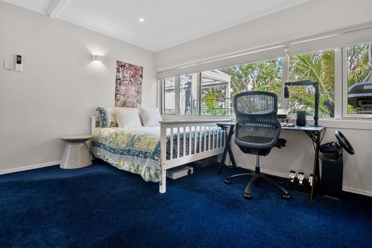 Photo of property in 59 Pohutukawa Avenue, Shelly Park, Auckland, 2014