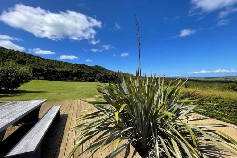 Photo of property in 74b Jude Road, Mangawhai, Kaiwaka, 0573