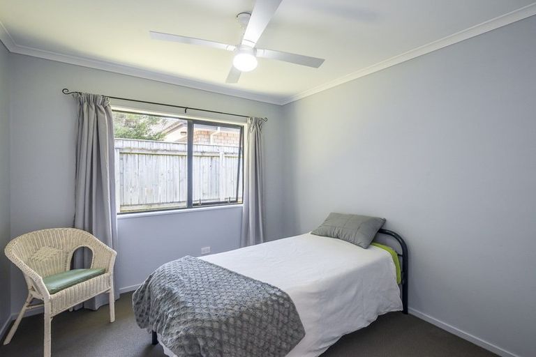 Photo of property in 7 Fytfield Place, Paraparaumu, 5032