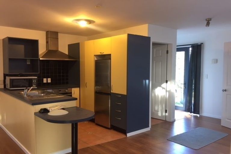 Photo of property in 22 Quebec Street, Kingston, Wellington, 6021