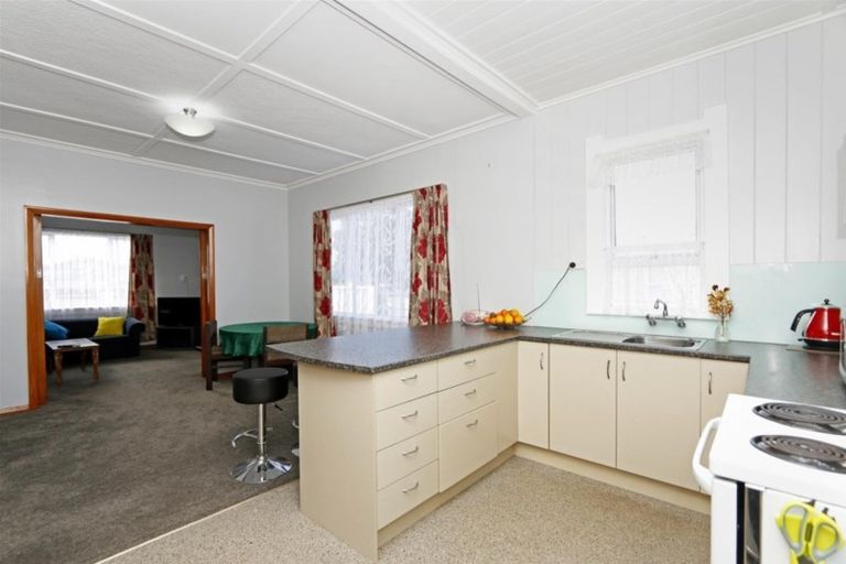 Photo of property in 192 Tasman Street, Opunake, 4616