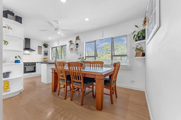 Photo of property in 120b Triangle Road, Massey, Auckland, 0614