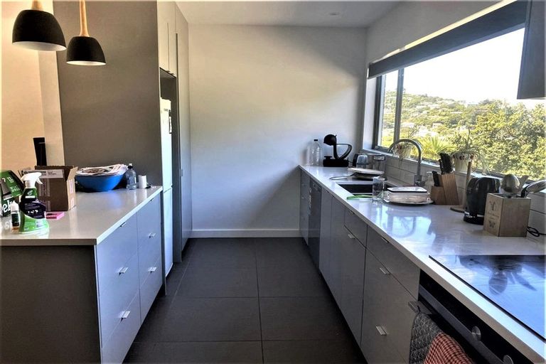 Photo of property in 2/38 Makara Road, Karori, Wellington, 6012