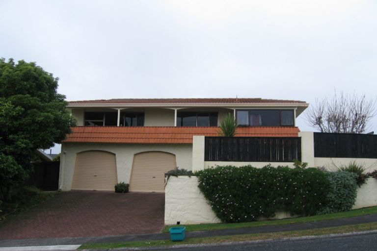 Photo of property in 30 Russleigh Drive, Dinsdale, Hamilton, 3204