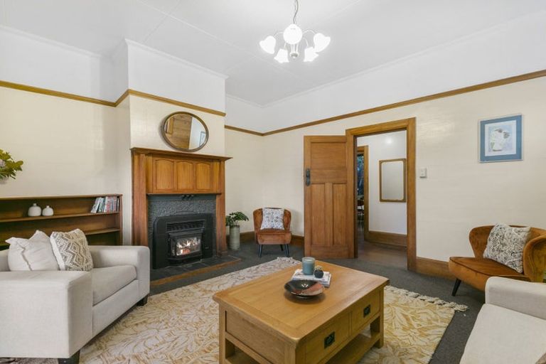 Photo of property in 45 Palliser Road, Roseneath, Wellington, 6011