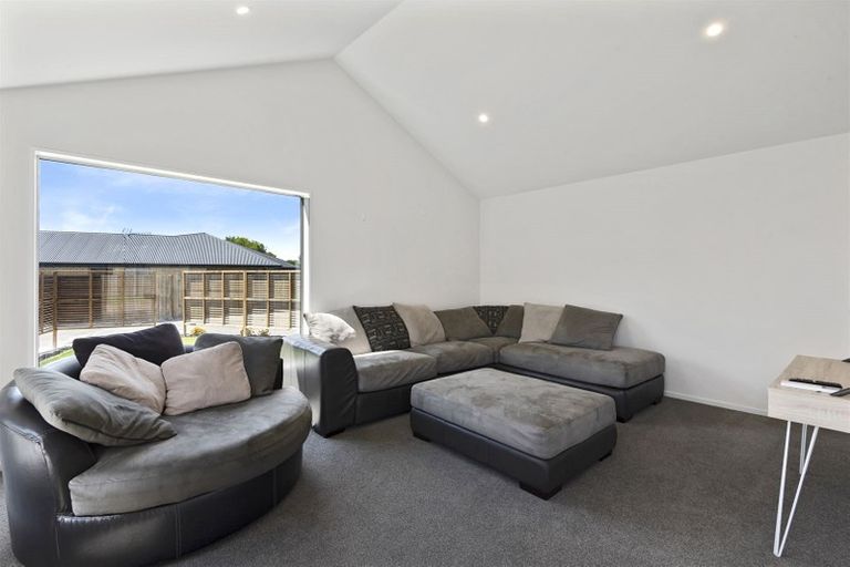 Photo of property in 9 Minerva Crescent, Woodend, 7610