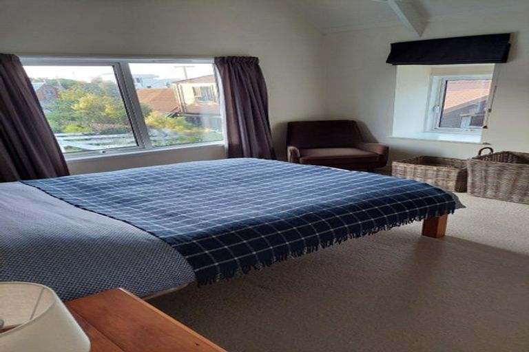 Photo of property in 3/354 Muritai Road, Eastbourne, Lower Hutt, 5013