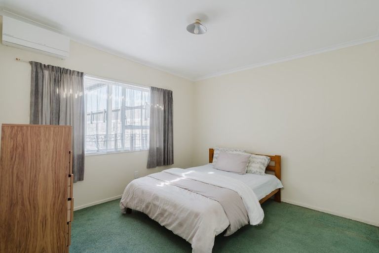 Photo of property in 17 Sandalwood Drive, Dinsdale, Hamilton, 3204