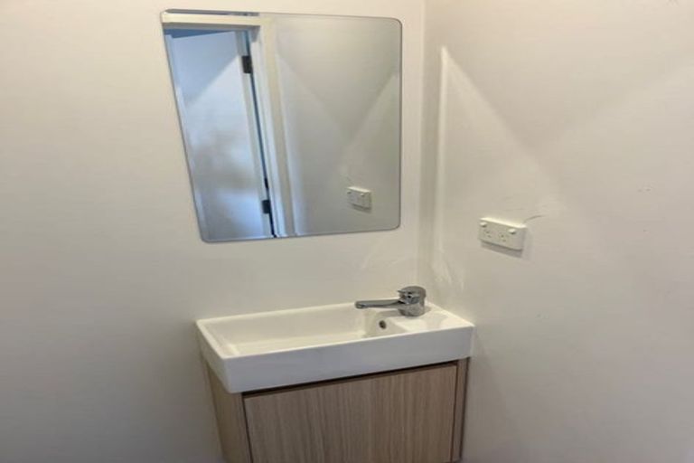 Photo of property in 31 Tukari Lane, Mangere Bridge, Auckland, 2022