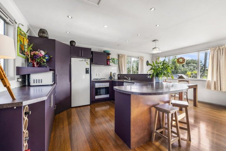 Photo of property in 6a Pokohui Avenue, Raglan, 3225