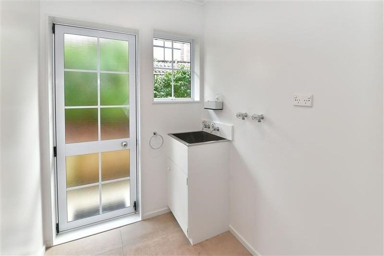 Photo of property in 2b Layton Road, Manly, Whangaparaoa, 0930