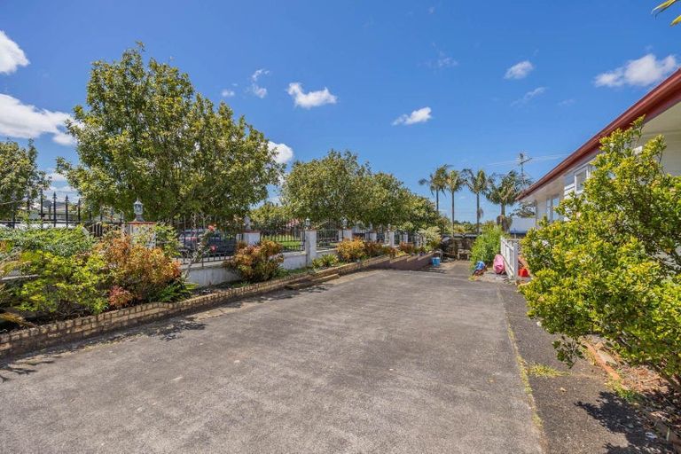 Photo of property in 8 Afton Place, Ranui, Auckland, 0612