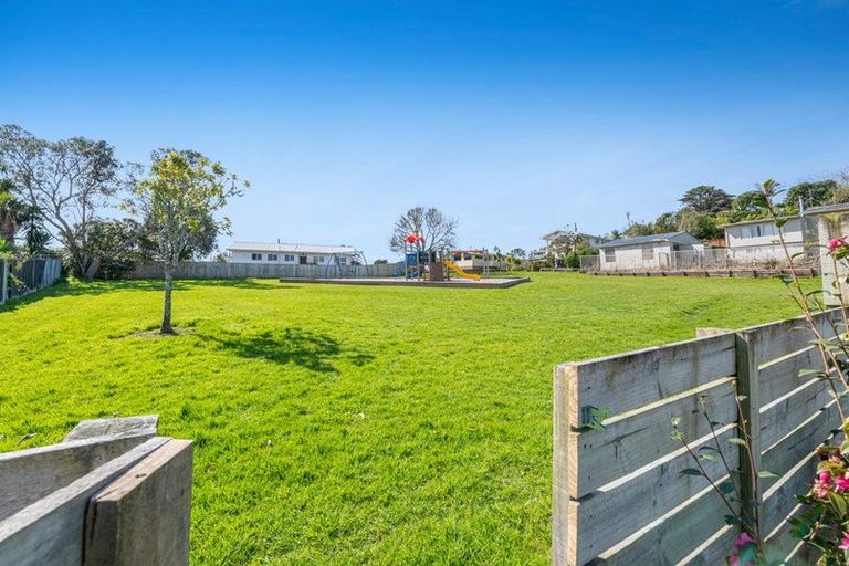 Photo of property in 9 St Julia Court, Helensville, 0800