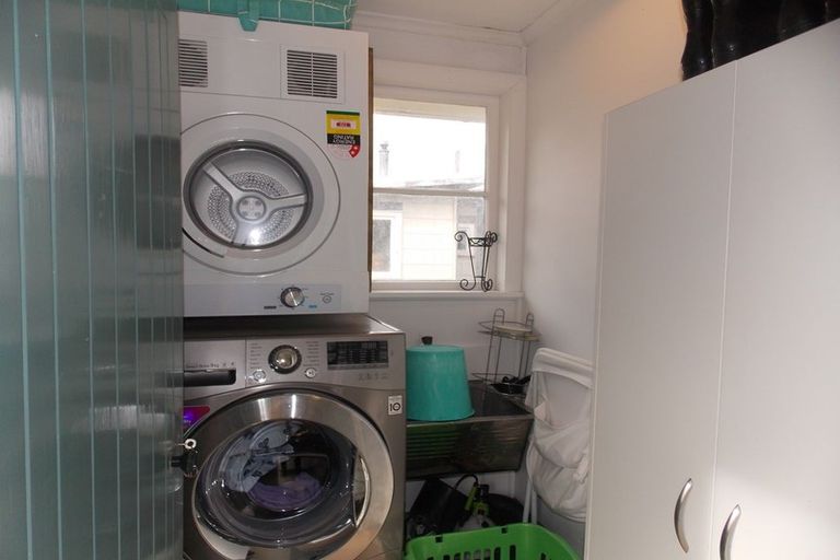 Photo of property in 3 Wilson Road, Hunterville, 4730