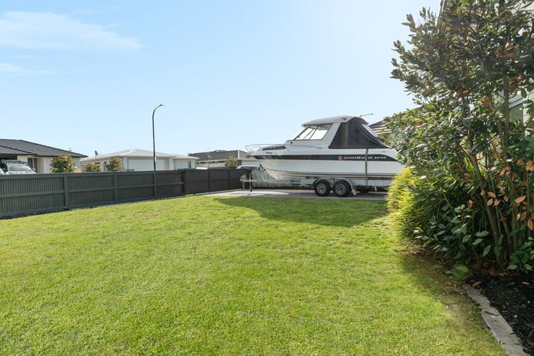 Photo of property in 3 Raiha Street, Papamoa Beach, Papamoa, 3118