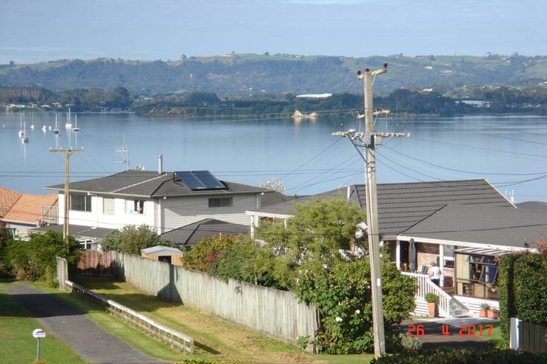 Photo of property in 94a Harbour View Road, Omokoroa, 3114