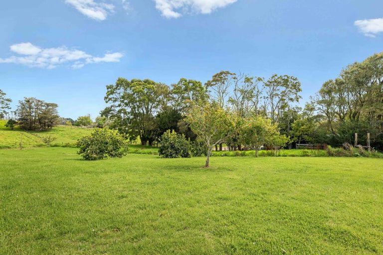 Photo of property in 39 Nelson Road, Taupaki, Henderson, 0782