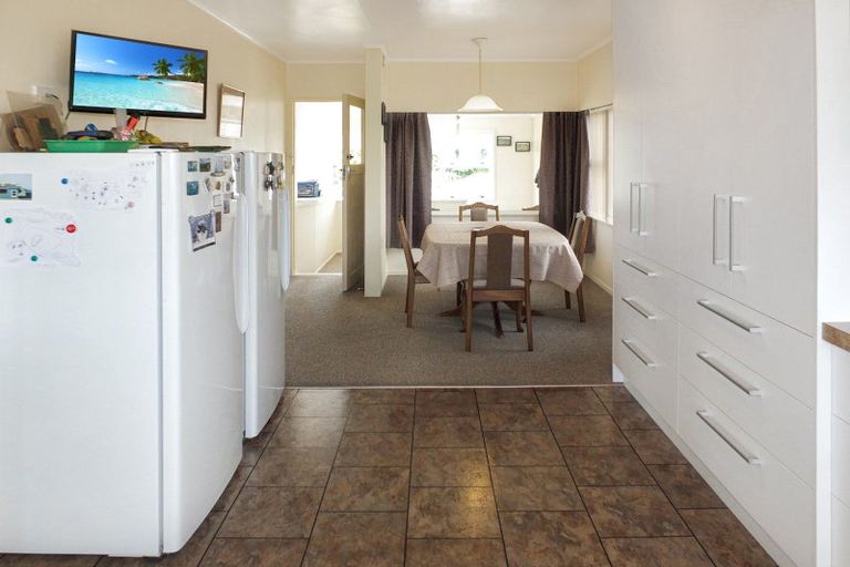 Photo of property in 31 Nash Parade, Foxton Beach, Foxton, 4815