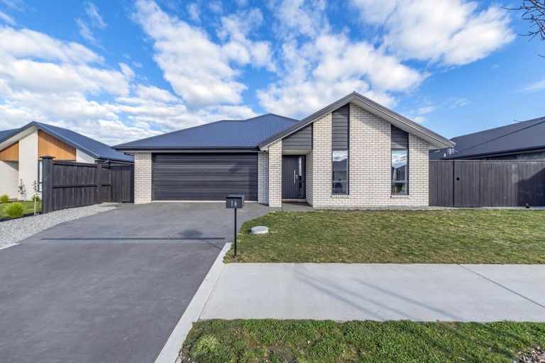 Photo of property in 16 Sandhill Drive, Rolleston, 7615