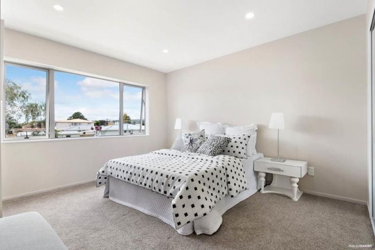 Photo of property in 12b Fernaig Street, Papakura, 2110
