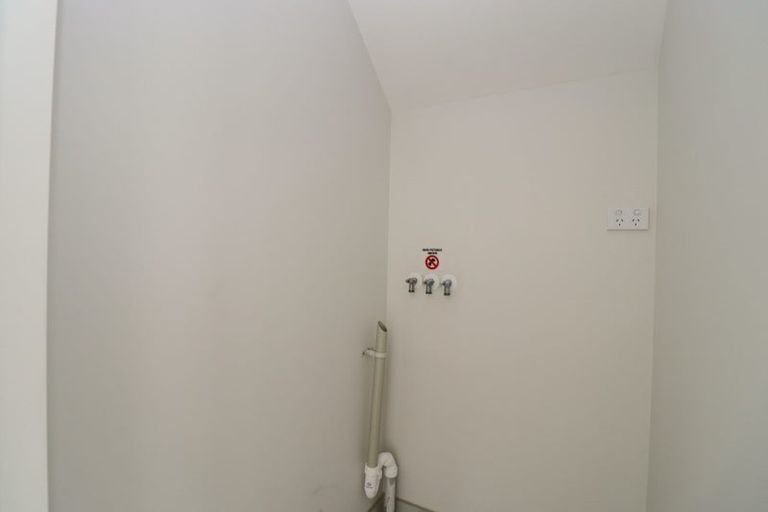 Photo of property in 127c Oreil Avenue, West Harbour, Auckland, 0618