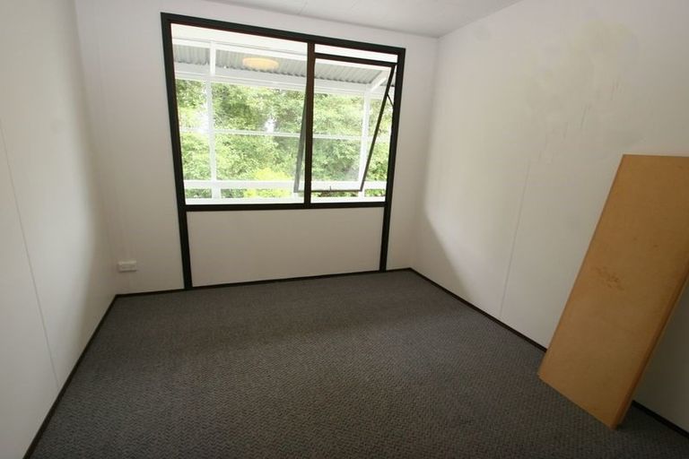 Photo of property in 300 State Highway 16, Kumeu, 0892