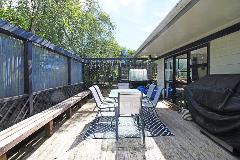 Photo of property in 28 King Street, Carterton, 5713