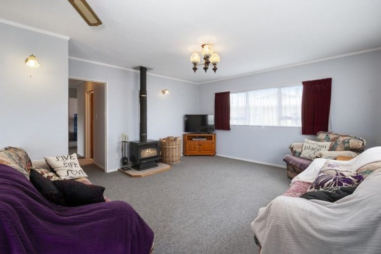 Photo of property in 2/29 Arthur Crescent, Hilltop, Taupo, 3330