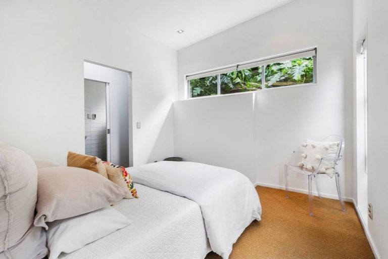 Photo of property in 414a Evans Bay Parade, Hataitai, Wellington, 6021