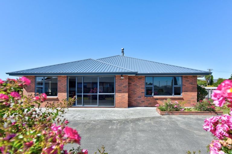 Photo of property in 37 Manse Street, Edendale, 9825