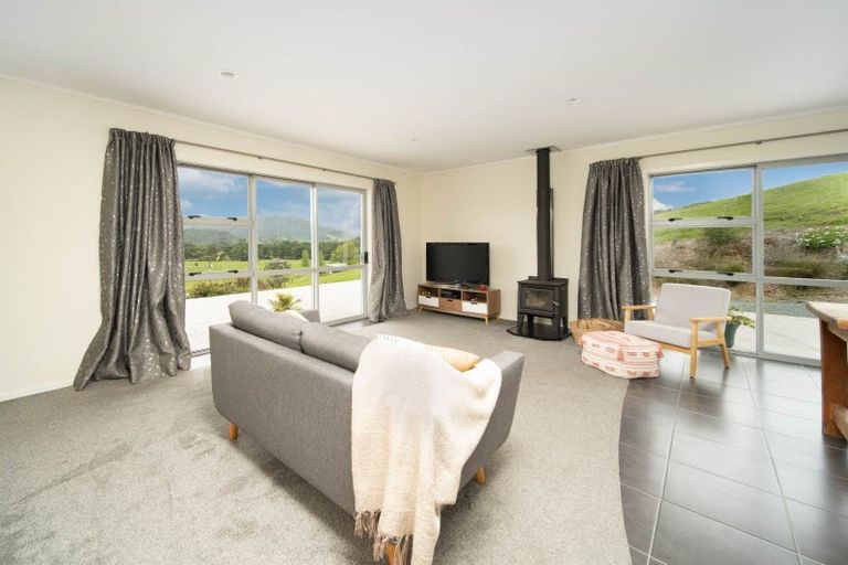 Photo of property in 571 Shoemaker Road, Waipu, 0582