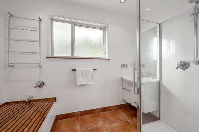 Photo of property in 11 Glenrae Grove, Silverstream, Upper Hutt, 5019