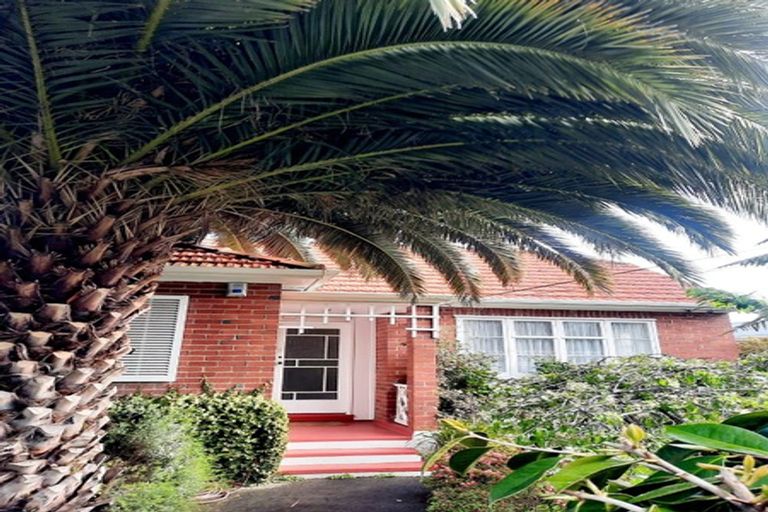 Photo of property in 58 Copeland Street, Hutt Central, Lower Hutt, 5011