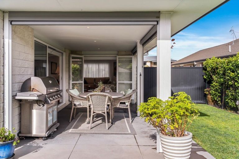 Photo of property in 27 Lynley Park Drive, Omokoroa, 3114