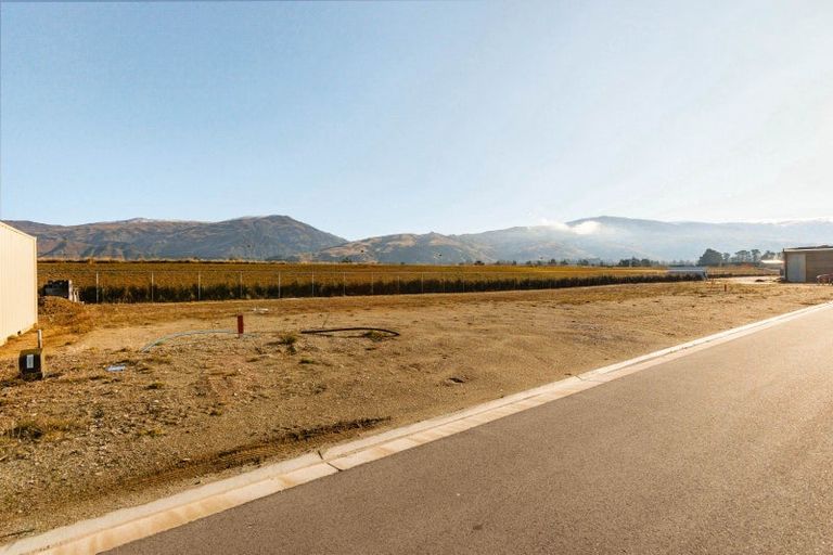 Photo of property in 6 Highlands Avenue, Cromwell, 9384