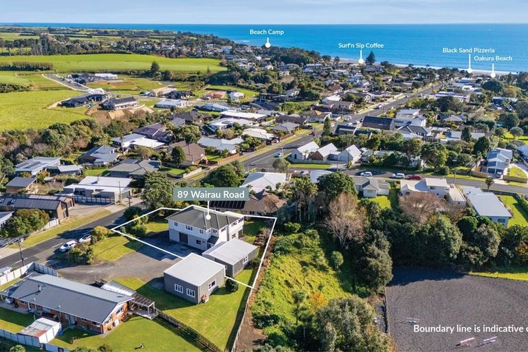Photo of property in 89 Wairau Road, Oakura, 4314