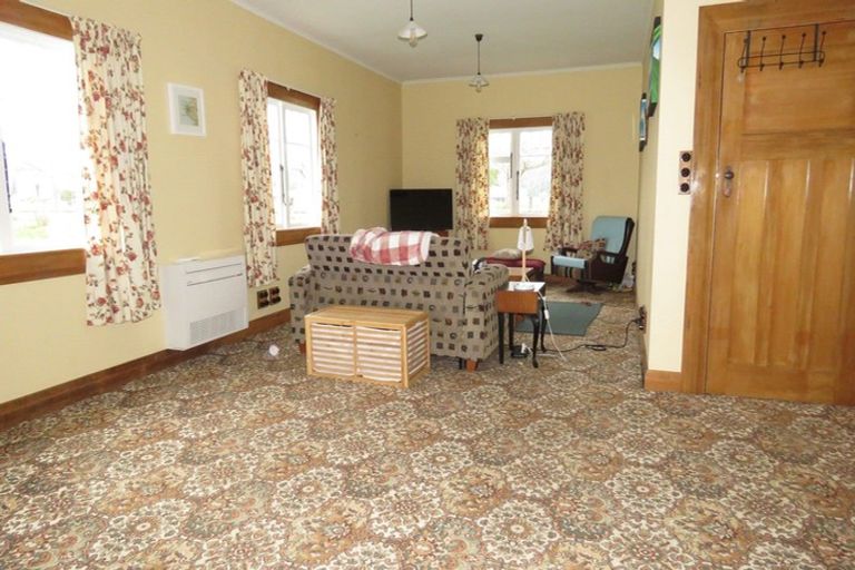 Photo of property in 24 Hattie Street, Reefton, 7830