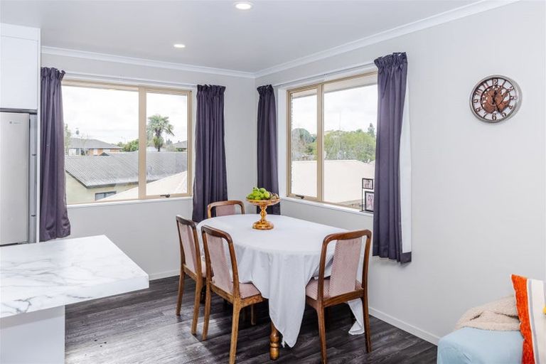 Photo of property in 33 Antrim Place, Nawton, Hamilton, 3200