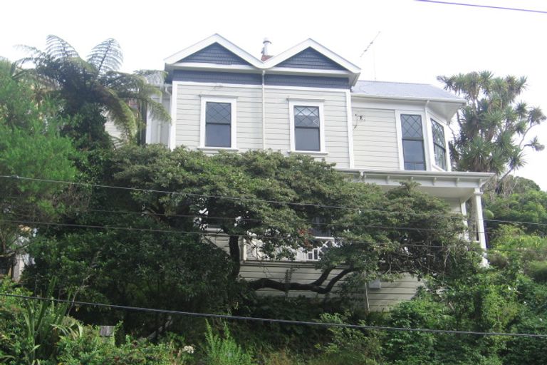 Photo of property in 194 Glenmore Street, Northland, Wellington, 6012