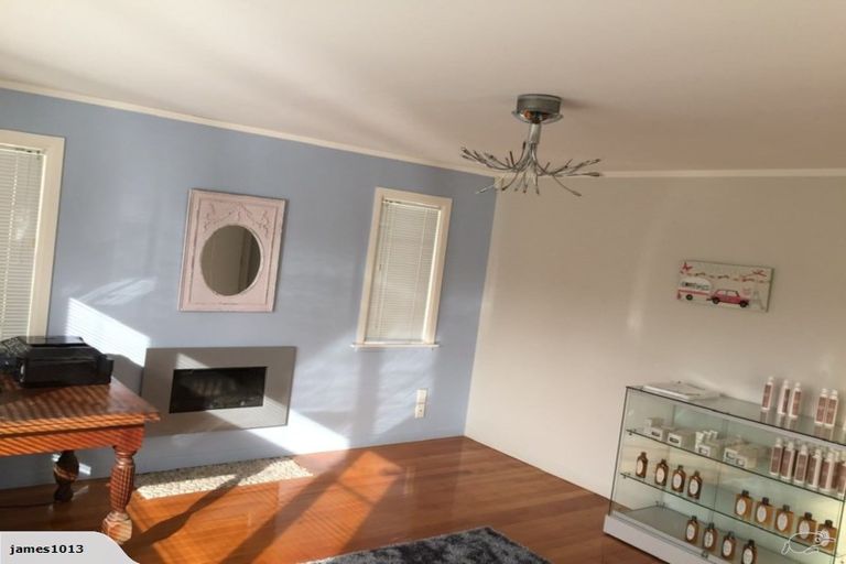 Photo of property in 361 Main Road, Huapai, Kumeu, 0810