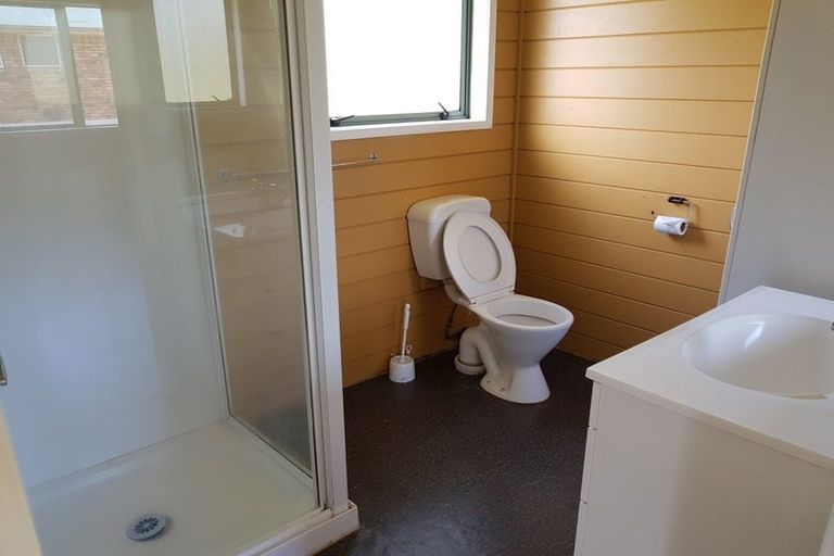 Photo of property in 506 Swanson Road, Ranui, Auckland, 0612