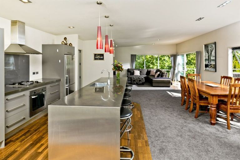 Photo of property in 22 The Close, Greenhithe, Auckland, 0632